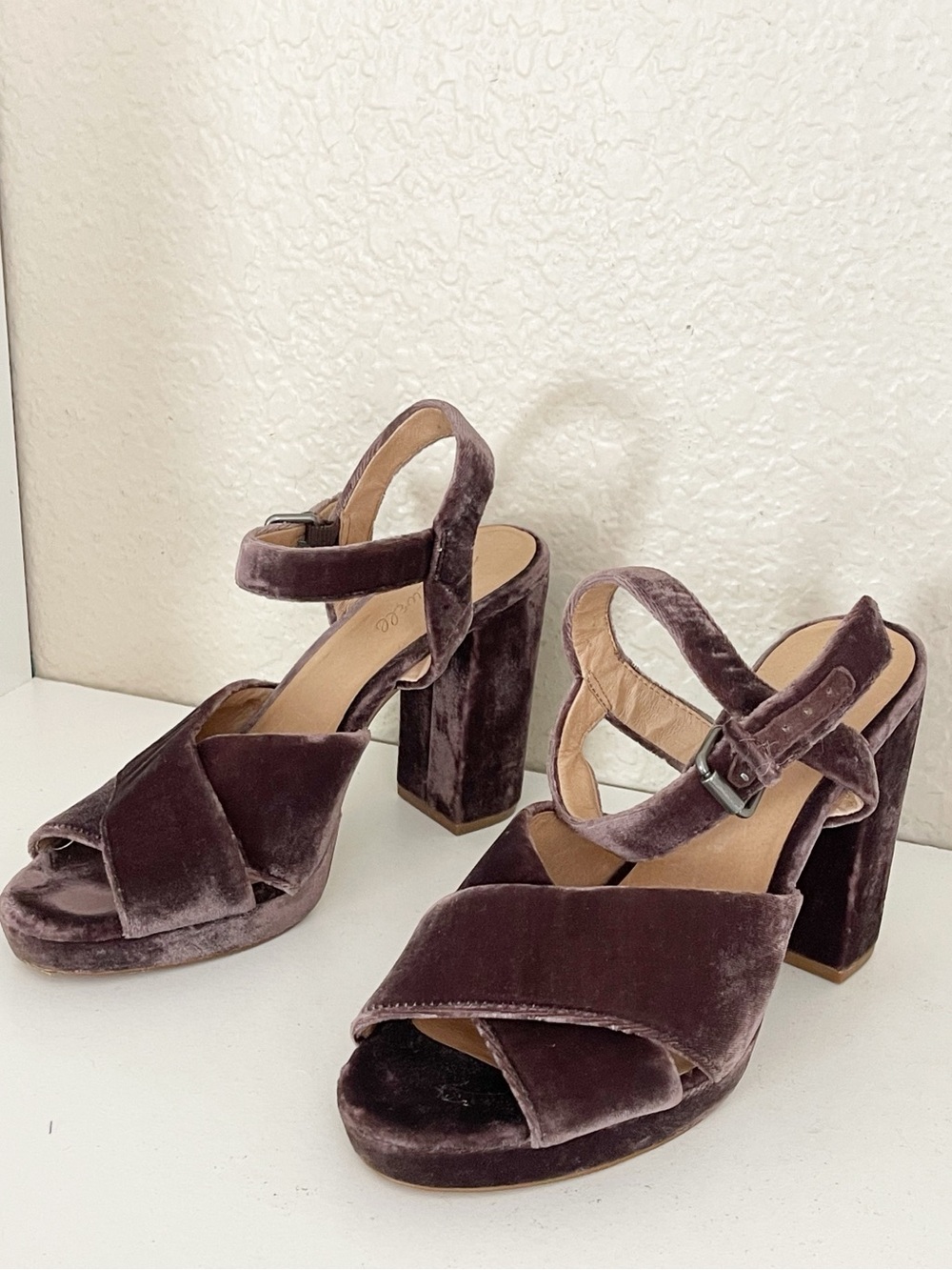 Madewell Vanessa Brown Velvet Heeled Sandals chunky block heel - Picture 3 of 13